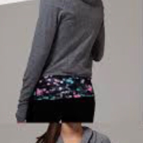 Iviva /Lululemon wrap- EUC - Picture 7 of 7